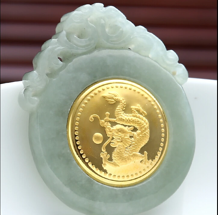 100% натуральный Nephrite Hetian и 24-каратный круглый кулон в виде дракона из желтого золота
100% натуральный Nephrite Hetian и 24-каратный круглый кулон в виде дракона из желтого золота