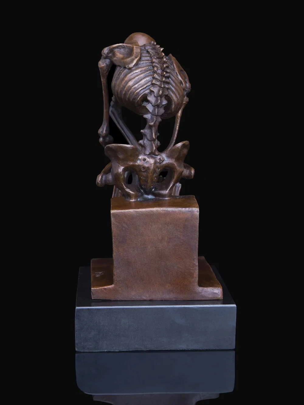 Arts Crafts Copper Classical Arts bronze sculpture Thinker skeleton statues figurine modern abstract art collection home decor C
Arts Crafts Copper Classical Arts bronze sculpture Thinker skeleton statues figurine modern abstract art collection home decor C