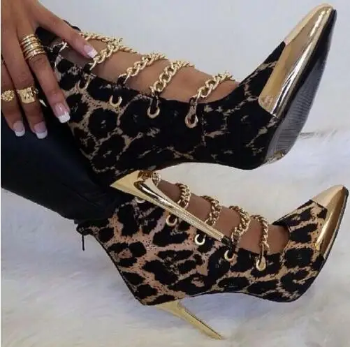 Sexy leopard 10 cm stiletto heels booties metal chains gold pointed toe cut-outs ankle boots women dress shoes size 35-41
Sexy leopard 10 cm stiletto heels booties metal chains gold pointed toe cut-outs ankle boots women dress shoes size 35-41