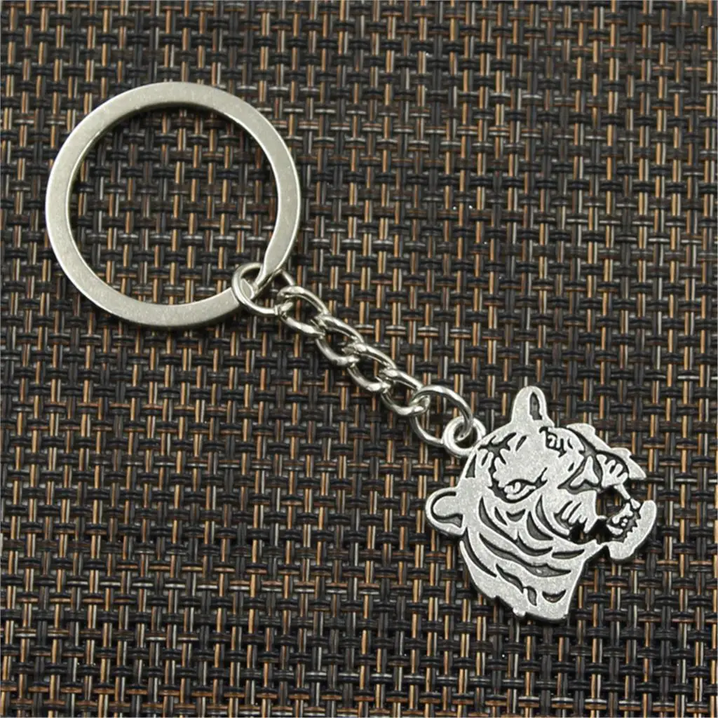 New Fashion Men 30mm Keychain DIY Metal Holder Chain Vintage Roaring Tiger Head 27x24mm Silver Color Pendant Gift
New Fashion Men 30mm Keychain DIY Metal Holder Chain Vintage Roaring Tiger Head 27x24mm Silver Color Pendant Gift