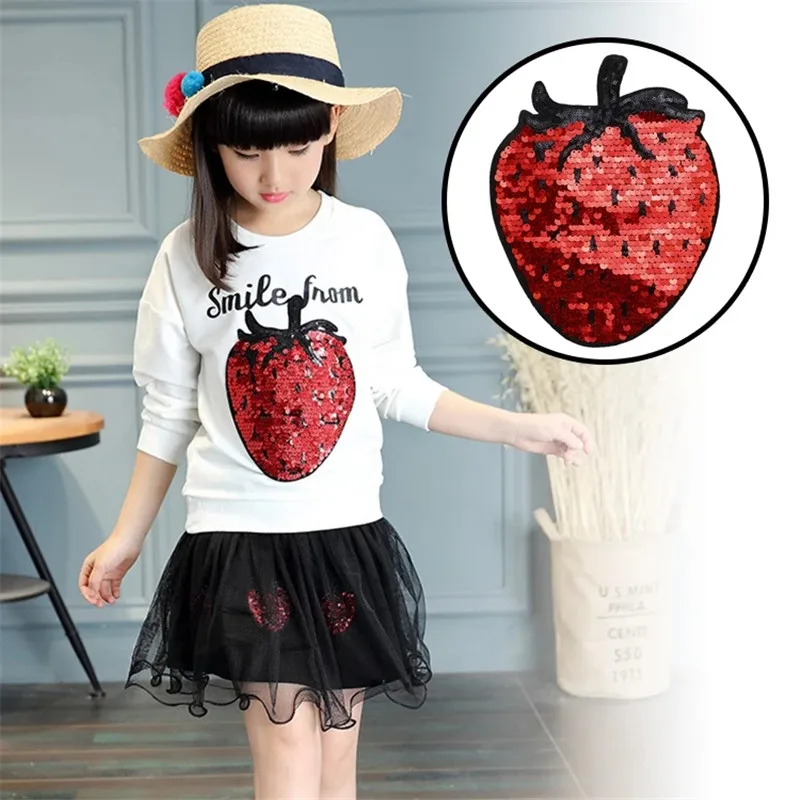 Strawberry Sequined Patch T Shirt Press Sticker Sew On Transfers Patches for Girls Dress Hoodie Coat Pants Shoes
Strawberry Sequined Patch T Shirt Press Sticker Sew On Transfers Patches for Girls Dress Hoodie Coat Pants Shoes