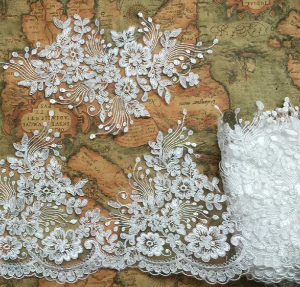 Free shipping 3Yards/lot Quality lace decoration wedding dress veil lace decoration 20cm
Free shipping 3Yards/lot Quality lace decoration wedding dress veil lace decoration 20cm