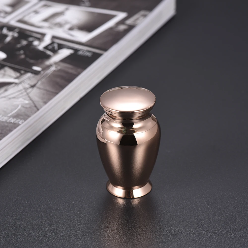 IJU033-5 Fashion Free Engravable 45*28MM Rose Gold Stainless Steel Pet Memorial Urn Human Mini Cremation Urn
IJU033-5 Fashion Free Engravable 45*28MM Rose Gold Stainless Steel Pet Memorial Urn Human Mini Cremation Urn
