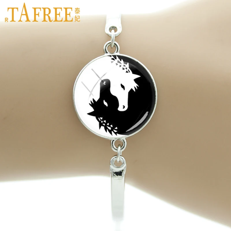 TAFREE Horse bracelet Black and White Animal Jewelry Elegant and charming winter style horse Glass photos Charms for women B118
TAFREE Horse bracelet Black and White Animal Jewelry Elegant and charming winter style horse Glass photos Charms for women B118