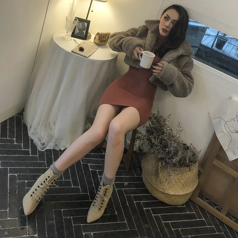 le palais vintage 2018FW Very Sexy Removable Cats Ear Hooded Dress Slim High Rise Stretch Threaded Cotton Pure Color Dress
le palais vintage 2018FW Very Sexy Removable Cats Ear Hooded Dress Slim High Rise Stretch Threaded Cotton Pure Color Dress
