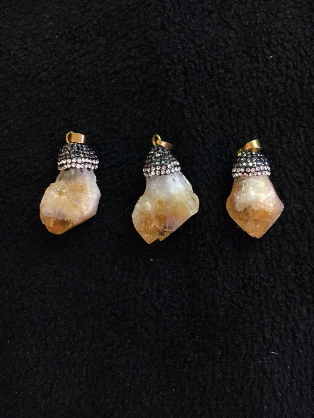 5 pieces of natural halo quartz crystal pendant pendant crystal stacked jewelry stone quartz pendant jewelry
5 pieces of natural halo quartz crystal pendant pendant crystal stacked jewelry stone quartz pendant jewelry