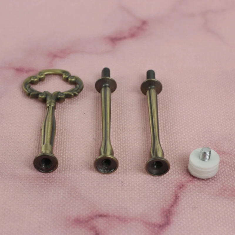Bronze Color Wedding Flower Shape Mini 3 Tier Metal Cupcake Fitting Wholesale Fancy Cake Stand Rods
Bronze Color Wedding Flower Shape Mini 3 Tier Metal Cupcake Fitting Wholesale Fancy Cake Stand Rods