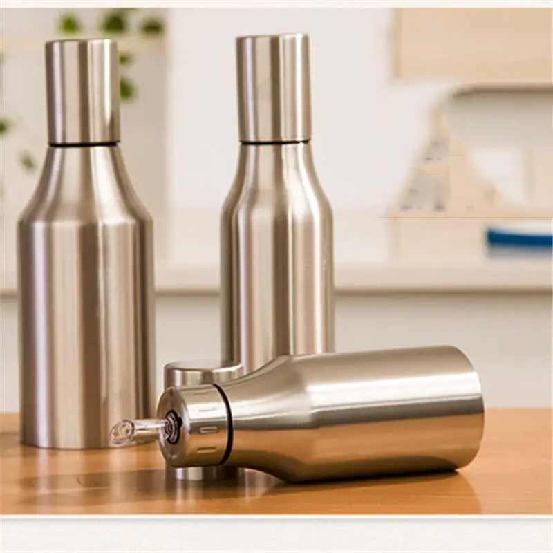New European style stainless steel kitchen dust oil can leak soy sauce seasoning bottle seasoning bottle of 500ML, 750ML, 1000ML
New European style stainless steel kitchen dust oil can leak soy sauce seasoning bottle seasoning bottle of 500ML, 750ML, 1000ML