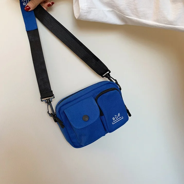 Новинка 2020, модные женские сумки, повседневная Холщовая Сумка, простая Корейская версия, сумка через плечо, трендовая женская сумка-мессенд...
Новинка 2020, модные женские сумки, повседневная Холщовая Сумка, простая Корейская версия, сумка через плечо, трендовая женская сумка-мессенд...