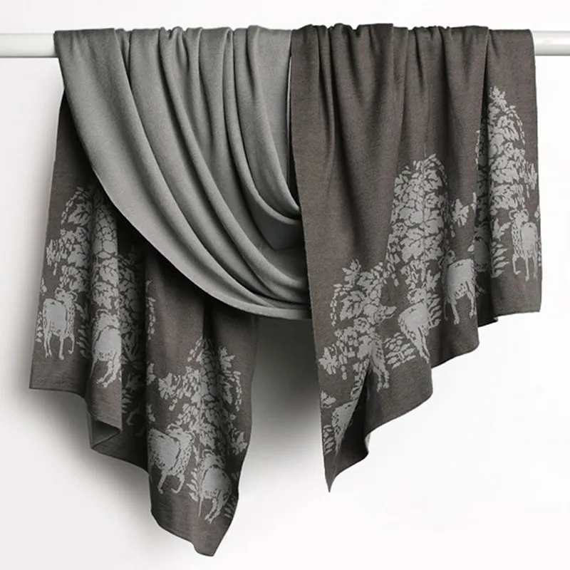 high grade double sided color silk cashmere blend women boutique vintage jacquard thick scarfs shawl pashmina 70x188cm 450g
high grade double sided color silk cashmere blend women boutique vintage jacquard thick scarfs shawl pashmina 70x188cm 450g