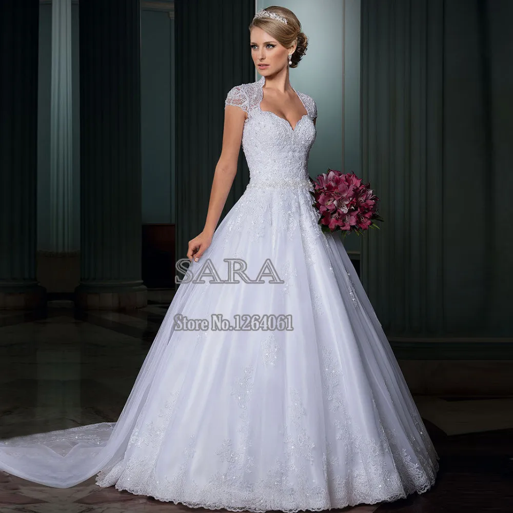 Lace Wedding Dresse 2015 Cap Sleeve Sexy Keyhole Back Sweetheart Floor Length Vestidos De Noiva Weddings
Lace Wedding Dresse 2015 Cap Sleeve Sexy Keyhole Back Sweetheart Floor Length Vestidos De Noiva Weddings