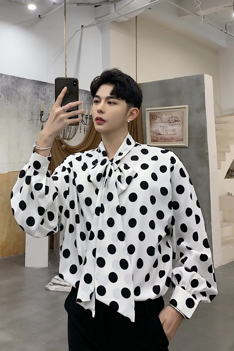 Spring designer bow tie wave point lantern sleeve shirt popular logo men's wear Korean version Japanese long-sleeve shirt
Spring designer bow tie wave point lantern sleeve shirt popular logo men's wear Korean version Japanese long-sleeve shirt