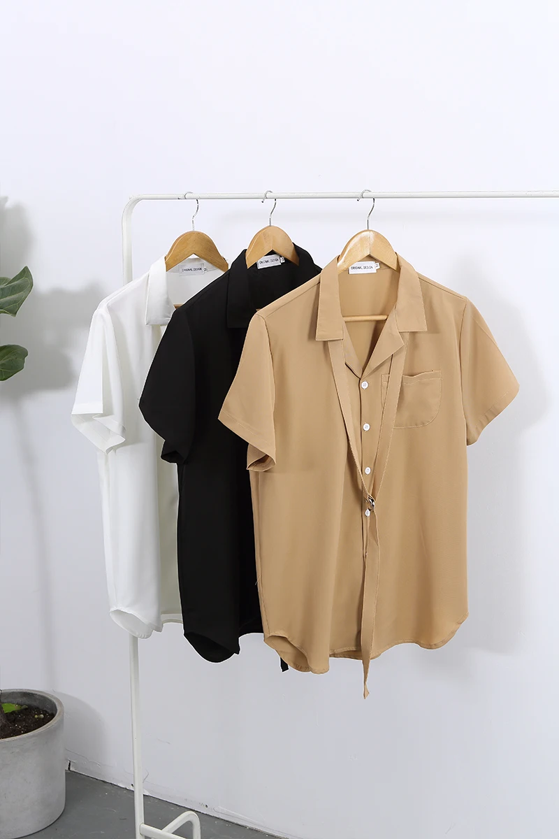 2018 Summer south Korean men's solid color short sleeve shirt bf original preppy youth trend men's loose shirt S-XXL
2018 Summer south Korean men's solid color short sleeve shirt bf original preppy youth trend men's loose shirt S-XXL