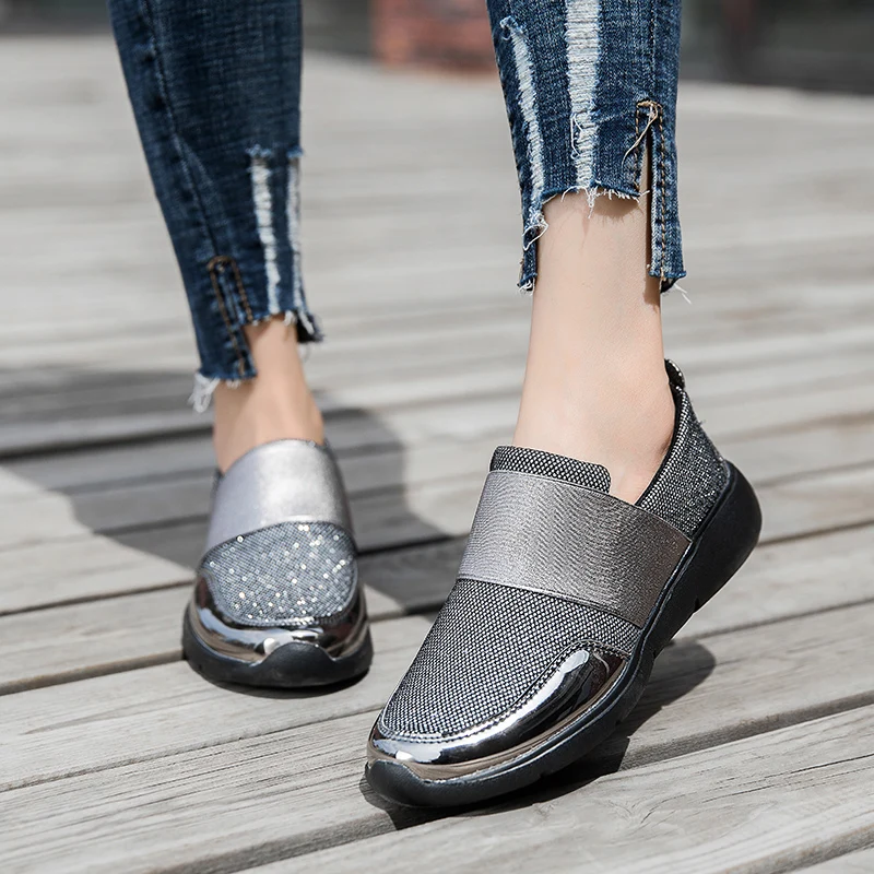 2019 New Brand Women Casual Loafers Breathable Summer Flat Shoes Woman Slip Casual Shoes New Zapatillas Flats Shoes Size 35-42
2019 New Brand Women Casual Loafers Breathable Summer Flat Shoes Woman Slip Casual Shoes New Zapatillas Flats Shoes Size 35-42