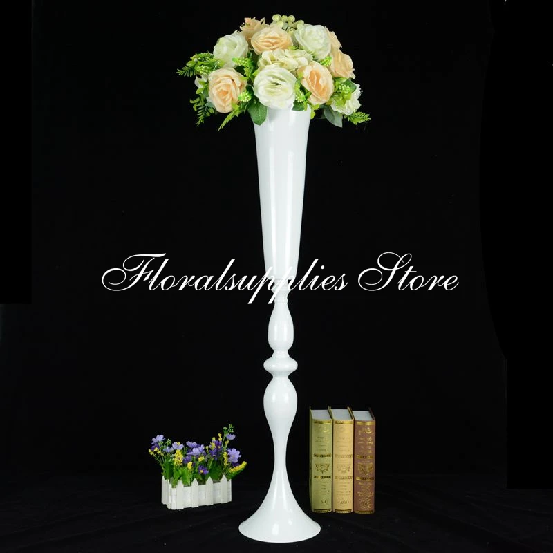 2019 trumpet metal flower vase white flower stand wedding centerpiece table vase for wedding decoration
2019 trumpet metal flower vase white flower stand wedding centerpiece table vase for wedding decoration