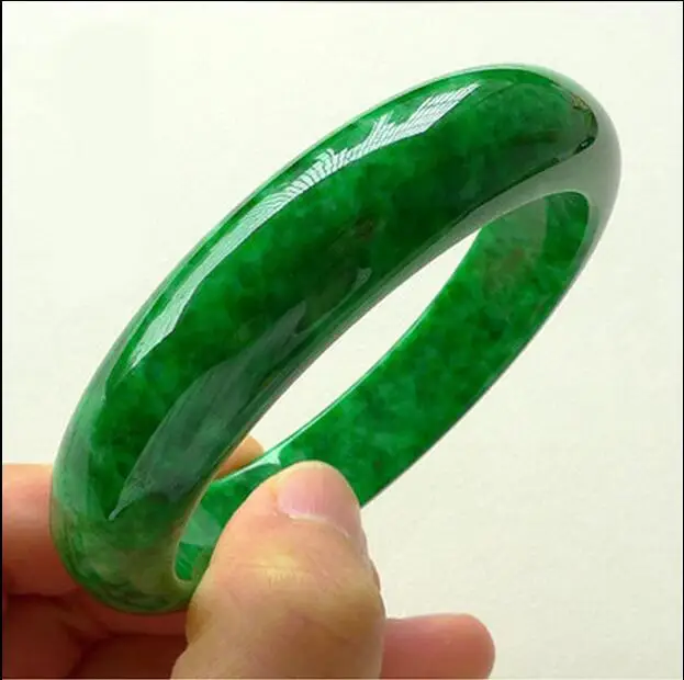 Certified Natural Burmese female emerald green jade bracelet 58-62mm DROP SHIPPING
Certified Natural Burmese female emerald green jade bracelet 58-62mm DROP SHIPPING