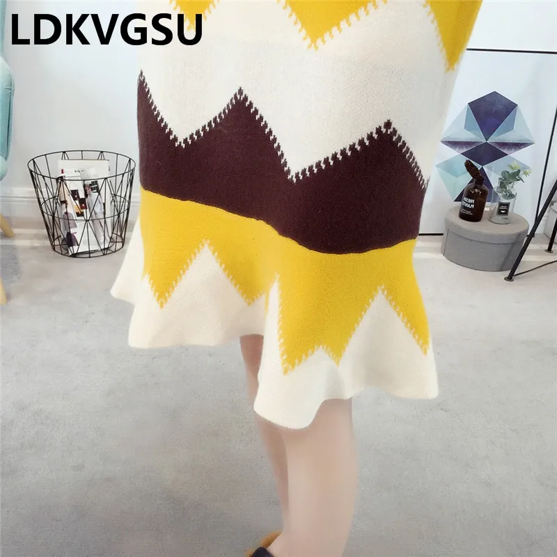 Wave Splice Color Sweater Dress Femme 2018 Autumn Winter New Preppy Style O-Neck Pullover Fishtail Long Thicken Knit Dress Is853
Wave Splice Color Sweater Dress Femme 2018 Autumn Winter New Preppy Style O-Neck Pullover Fishtail Long Thicken Knit Dress Is853