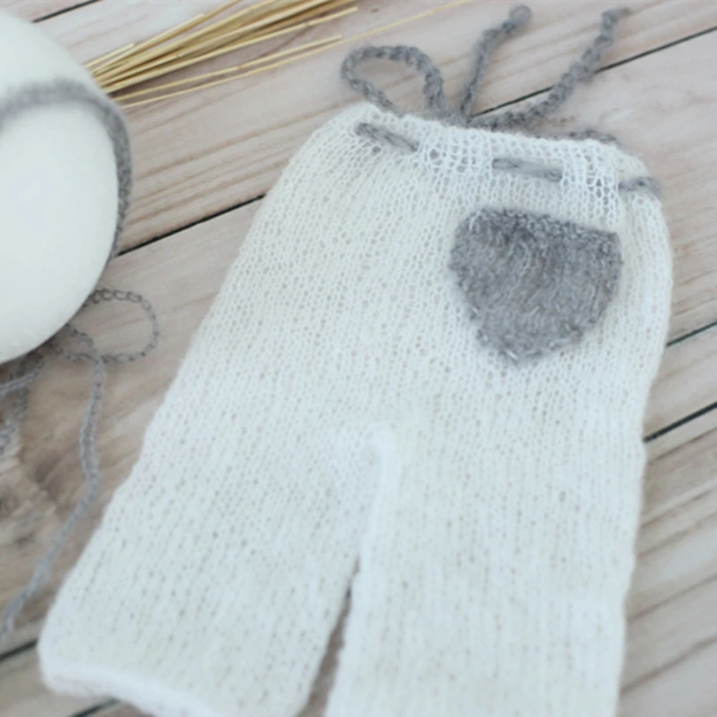 Newborn outfit overall Knit mohair hat and pant full set Newborn soft bonnet photography props
Newborn outfit overall Knit mohair hat and pant full set Newborn soft bonnet photography props