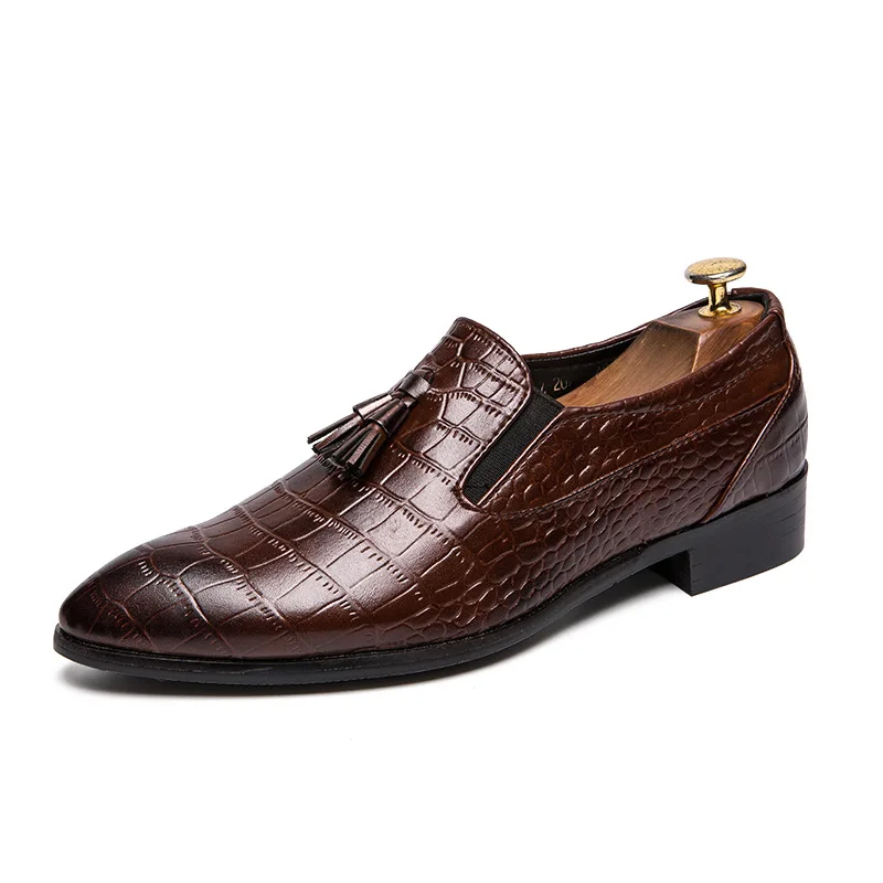 Leather Men Shoes Brogues Male Loafers Fashion Mens Business Shoes Men Casual Shoes Fashion Brand Footwear KA875
Leather Men Shoes Brogues Male Loafers Fashion Mens Business Shoes Men Casual Shoes Fashion Brand Footwear KA875