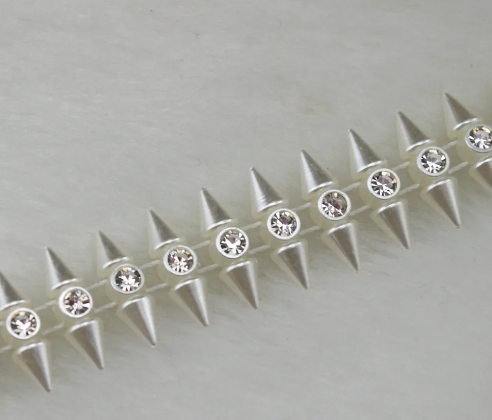 10y 16mm shuttle Shaped ivory Pearl Rhinestone Chain Trims Sewing Crafts Costume Applique Wedding Decoration LZ114
10y 16mm shuttle Shaped ivory Pearl Rhinestone Chain Trims Sewing Crafts Costume Applique Wedding Decoration LZ114