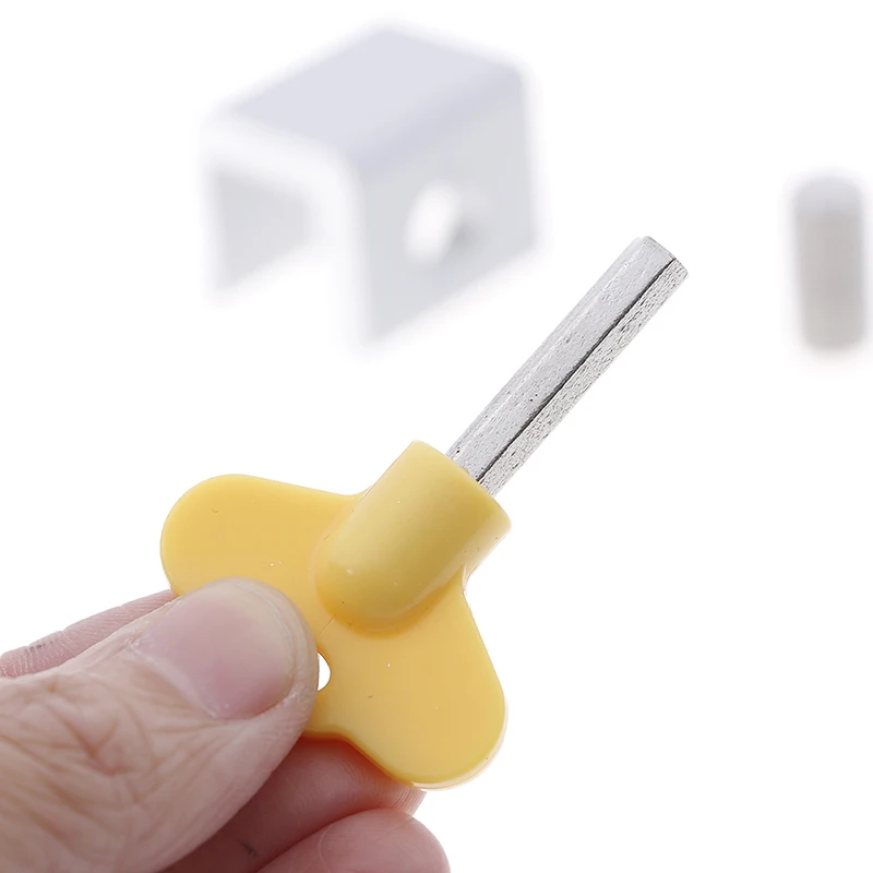 Protecting Baby Safety Security Window Lock Child Safety Lock Window Stopper Protection for Children Protection on Windows
Protecting Baby Safety Security Window Lock Child Safety Lock Window Stopper Protection for Children Protection on Windows