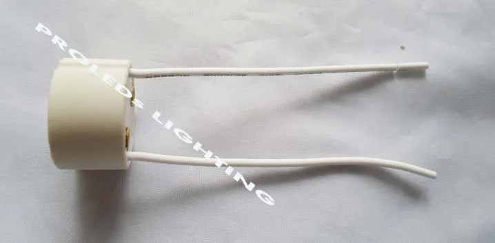 Wholesales 50*ceramic GU10 socket connector holder adaptor spotlight connector with two wires.
Wholesales 50*ceramic GU10 socket connector holder adaptor spotlight connector with two wires.