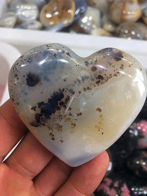 Natural quartz crystal aquatic agate heart - shaped home decoration wedding decoration
Natural quartz crystal aquatic agate heart - shaped home decoration wedding decoration