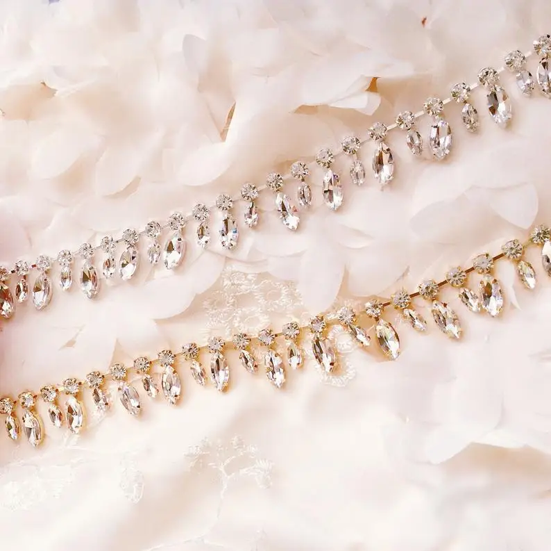 10Yards Golden Silver Rose Gold Crystal Rhinestone Trim Tassel Appliqued Bridal Trimming Crystal Trim Rhinestone Appliqued
10Yards Golden Silver Rose Gold Crystal Rhinestone Trim Tassel Appliqued Bridal Trimming Crystal Trim Rhinestone Appliqued