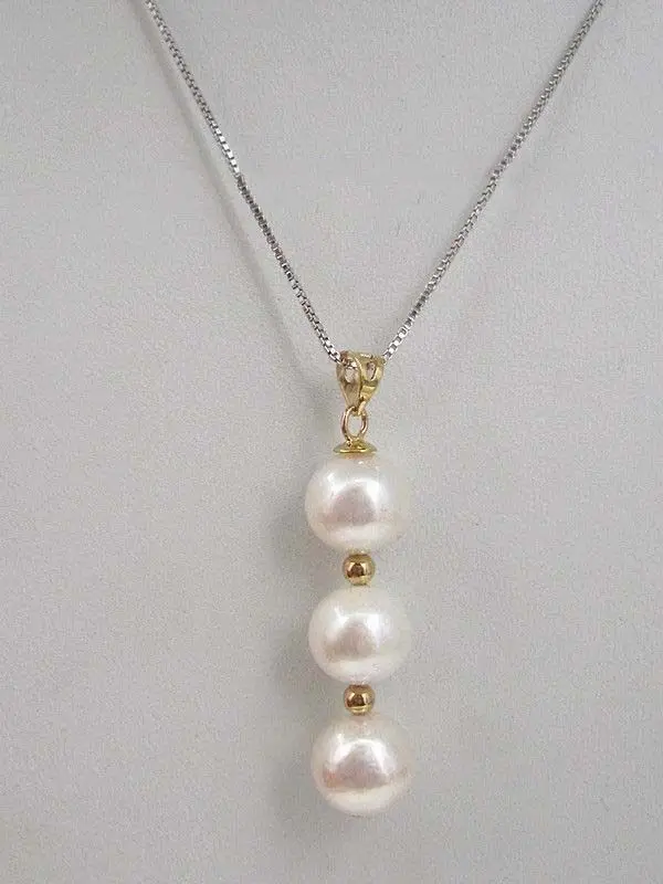 AAA 9-10 mm round south sea natural White pearl pendant necklace > jewerly free shipping
AAA 9-10 mm round south sea natural White pearl pendant necklace > jewerly free shipping