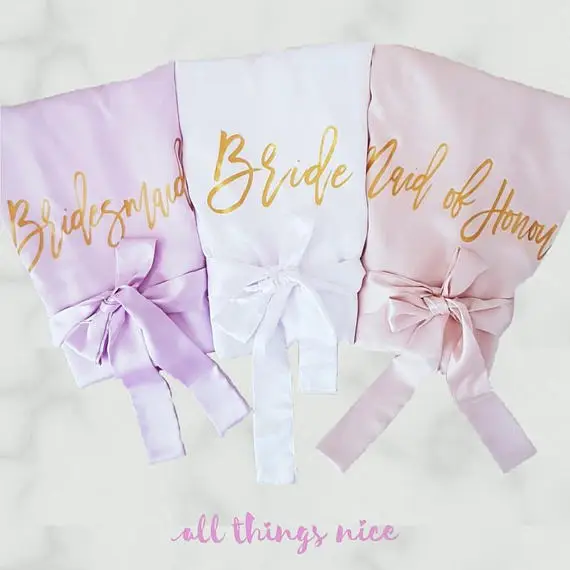 customize titles glitter wedding satin Bridesmaid bride pajamas robes maid of honor kimonos gowns bridal hen party favors gifts
customize titles glitter wedding satin Bridesmaid bride pajamas robes maid of honor kimonos gowns bridal hen party favors gifts