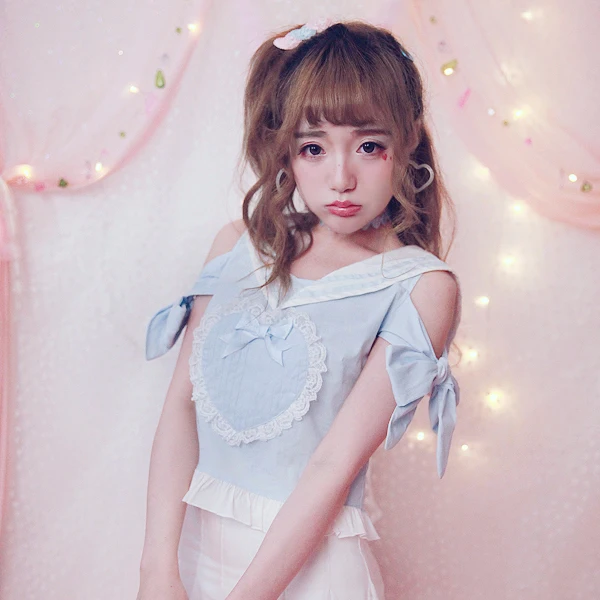Princess sweet lolita shirt The BOBON21 Navy collar embroidery Strapless bowknot girls love wind coat T1363
Princess sweet lolita shirt The BOBON21 Navy collar embroidery Strapless bowknot girls love wind coat T1363