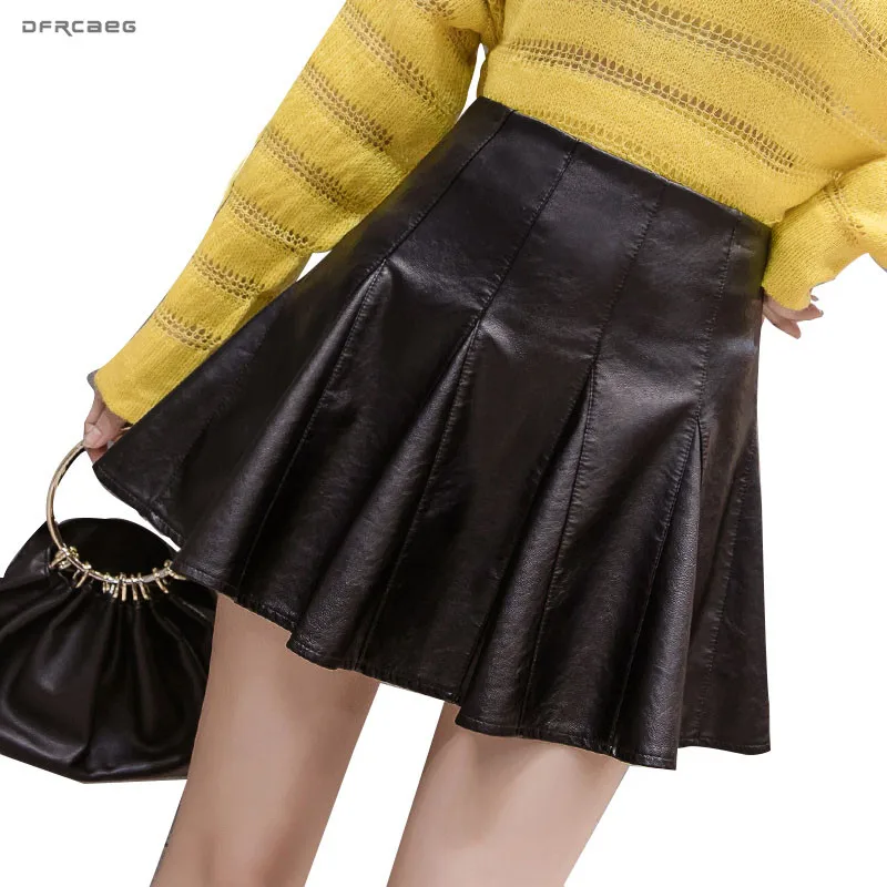 Black High Waist Women Pu Leather Mini Skater Skirt For Women 2019 Fashion Winter Ladies Sexy Short Pleated Skirt Female
Black High Waist Women Pu Leather Mini Skater Skirt For Women 2019 Fashion Winter Ladies Sexy Short Pleated Skirt Female