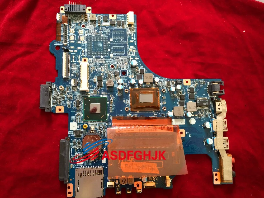 Материнская плата для ноутбука Sony Vaio Svf14 с процессором I7-3537U A1944991A Da0hk8mb6e0 100% проб. ОК
Материнская плата для ноутбука Sony Vaio Svf14 с процессором I7-3537U A1944991A Da0hk8mb6e0 100% проб. ОК