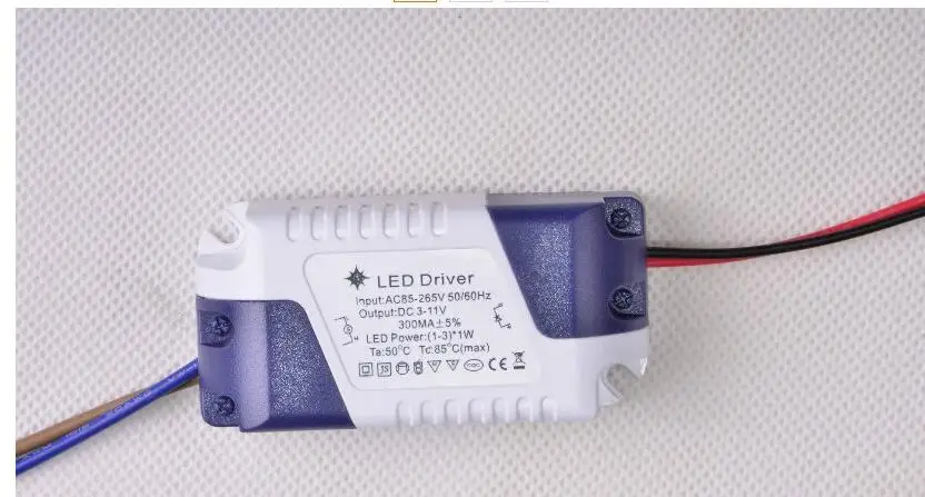 1 piece lifetime warranty (1-3) X 1W LED driver Constant Current light lamp drivers AC 85 V- 265 V to DC 3 -11 V 300mA For 1W 3W
1 piece lifetime warranty (1-3) X 1W LED driver Constant Current light lamp drivers AC 85 V- 265 V to DC 3 -11 V 300mA For 1W 3W