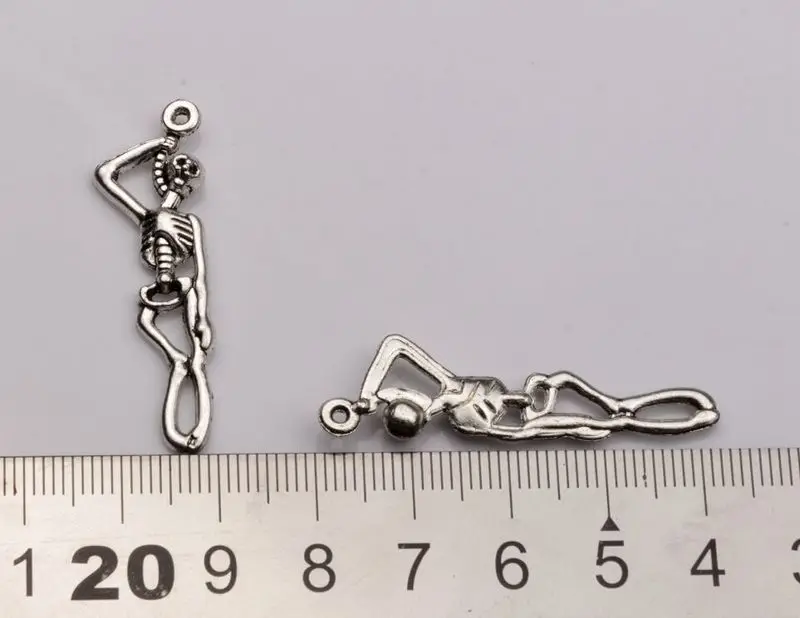 Hot ! 5 pcs Zinc Alloy Single-sided design Skeleton Charm Pendants 12 x 42mm (za352)
Hot ! 5 pcs Zinc Alloy Single-sided design Skeleton Charm Pendants 12 x 42mm (za352)