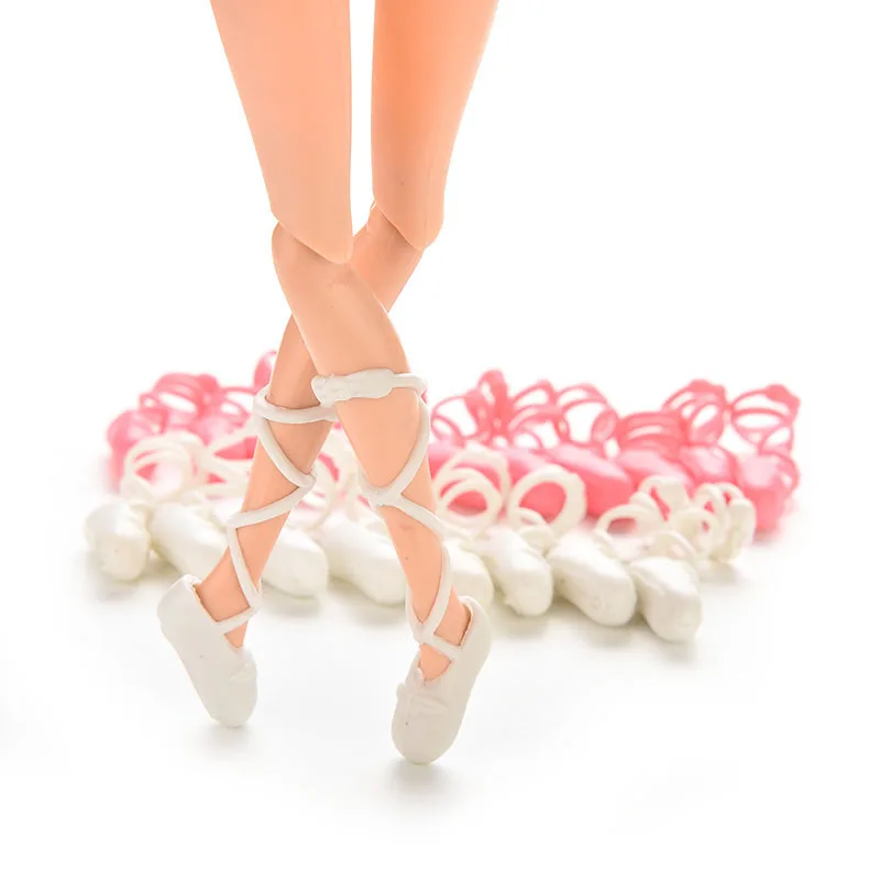 New Dolls Ballet Shoes Bind-type Toe Shoes Boots For Girl Doll Accessorises Gifts for Girls Mixed Colors 10Pairs=20Pcs
New Dolls Ballet Shoes Bind-type Toe Shoes Boots For Girl Doll Accessorises Gifts for Girls Mixed Colors 10Pairs=20Pcs