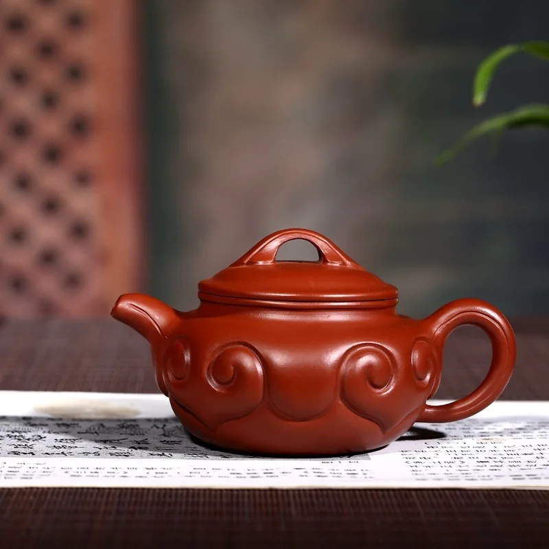 clay pot genuine hand-made Yixing original mine Dahongpao antique-like interior Zhang teapot tea wholesale factory
clay pot genuine hand-made Yixing original mine Dahongpao antique-like interior Zhang teapot tea wholesale factory