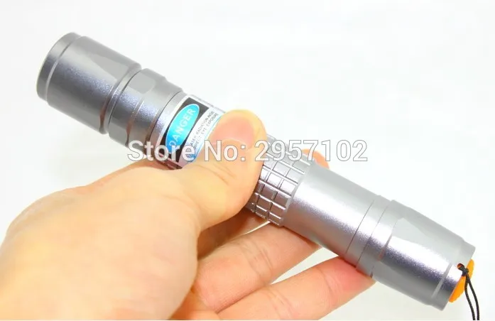 Strong power military 450nm 447nm 100W 100000m blue laser pointer Flashlight Light Burning Match/Dry Wood/black/Burn Cigarettes
Strong power military 450nm 447nm 100W 100000m blue laser pointer Flashlight Light Burning Match/Dry Wood/black/Burn Cigarettes