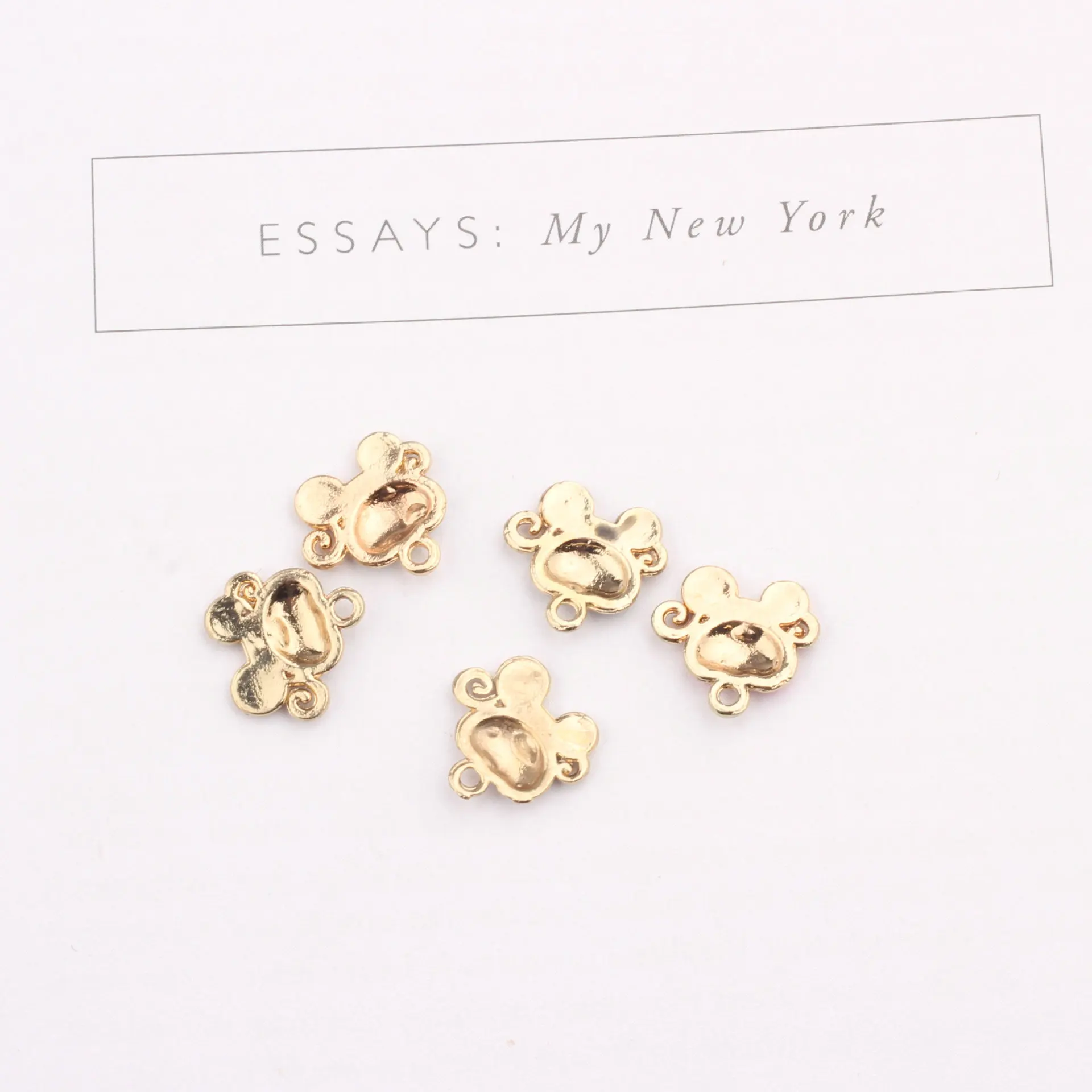 10pcs/lot Vintage Pumpkin Carriage Car Charms Pendant Oil Drop Fit Bracelets Necklace DIY Metal Jewelry
10pcs/lot Vintage Pumpkin Carriage Car Charms Pendant Oil Drop Fit Bracelets Necklace DIY Metal Jewelry