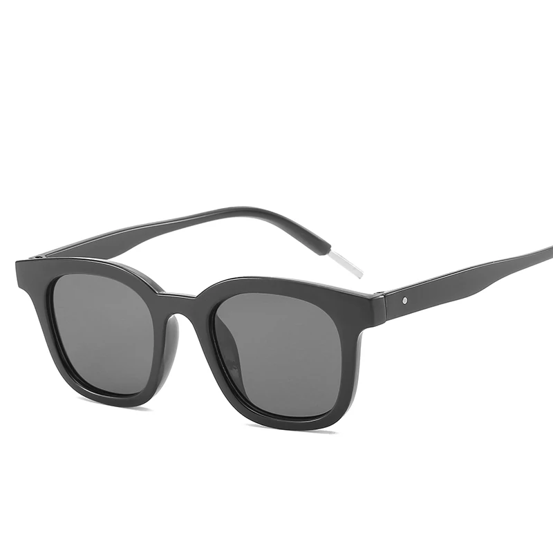 2019 Classic Vintage Sunglasses Women Brand Designer Sun Glasses for Women Outdoor Street Beat Oculos De Sol Feminino
2019 Classic Vintage Sunglasses Women Brand Designer Sun Glasses for Women Outdoor Street Beat Oculos De Sol Feminino