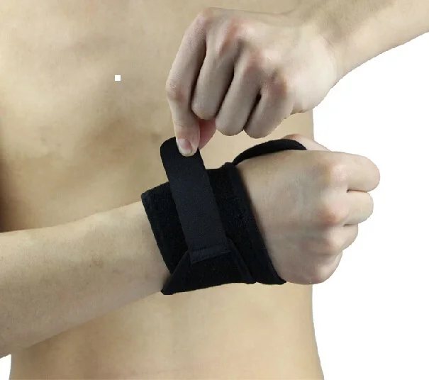 1 piece Adjustable finger thumb reinforce basketball badminton tennis Wrist WRISTGUARD Bracer pad support protector band belt
1 piece Adjustable finger thumb reinforce basketball badminton tennis Wrist WRISTGUARD Bracer pad support protector band belt