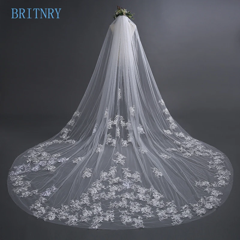 BRITNRY High Quality Wedding Veil with Comb Lace Appliques Long Bridal Veil Ivory Veil Wedding Accessories
BRITNRY High Quality Wedding Veil with Comb Lace Appliques Long Bridal Veil Ivory Veil Wedding Accessories