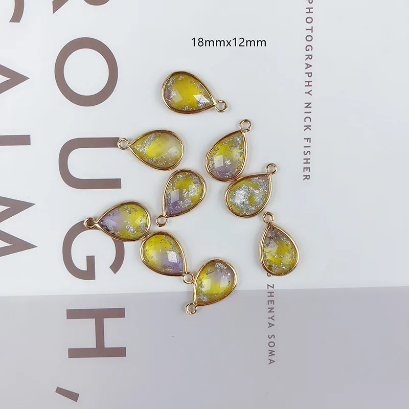 50pcs 12*18mm Korean Gold color Resin Material Fashion Tear drop shape beads Charm Pendant for Earring DIY handmade Jewelry
50pcs 12*18mm Korean Gold color Resin Material Fashion Tear drop shape beads Charm Pendant for Earring DIY handmade Jewelry