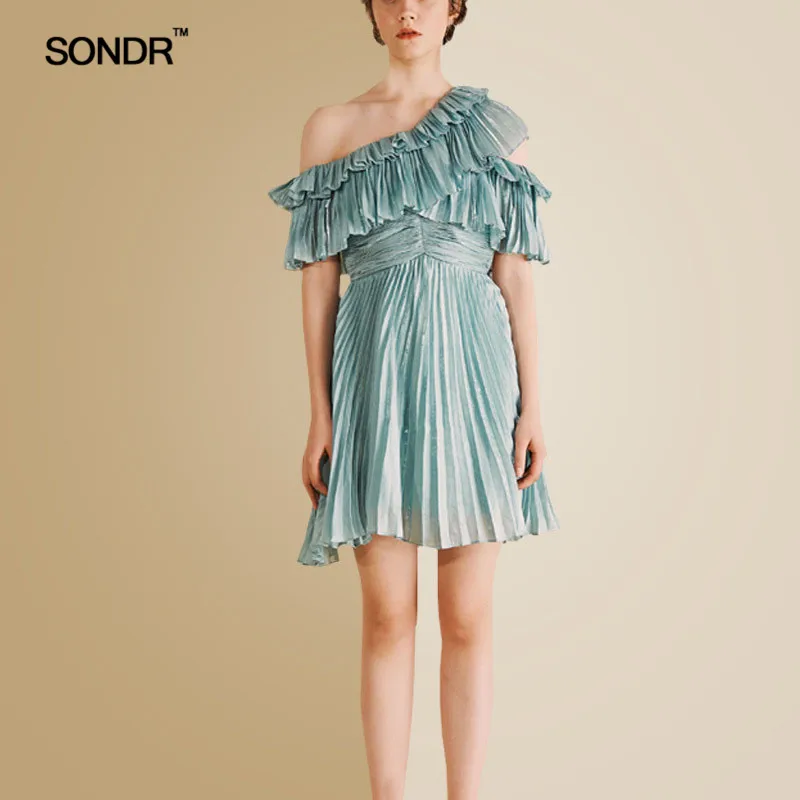 SONDR Casual Solid Women Dress Off Shoulder Half Sleeve High Waist Mini Pleated Dresses Female Fashion 2019 Spring New
SONDR Casual Solid Women Dress Off Shoulder Half Sleeve High Waist Mini Pleated Dresses Female Fashion 2019 Spring New