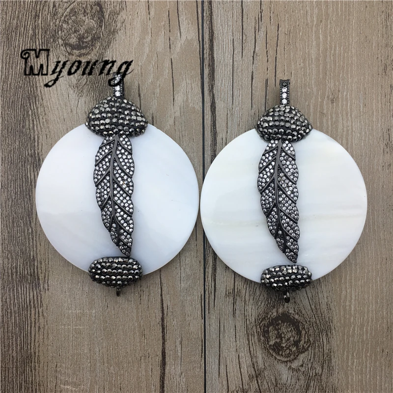 Large Round Mother Pearl Shell Pendant With Rhinestone Paved ,Feather Shape CZ Zirconia Micro Paved Connector Charms, MY1725
Large Round Mother Pearl Shell Pendant With Rhinestone Paved ,Feather Shape CZ Zirconia Micro Paved Connector Charms, MY1725