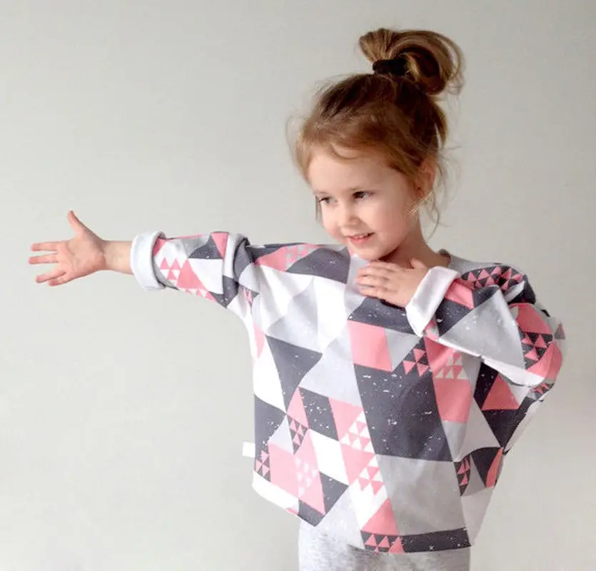 Mom and Kids Dress European and American Dress Geometric Printing Mother-daughter Long Sleeve Clothes Family Matching Outfits
Mom and Kids Dress European and American Dress Geometric Printing Mother-daughter Long Sleeve Clothes Family Matching Outfits