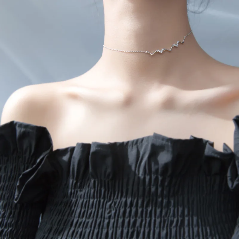 Jinleansu 925 Silver Rhinestone Wave V Choker Necklace Sweet Lovely Summer Short Pendant Necklaces For Women Girl Female Collar
Jinleansu 925 Silver Rhinestone Wave V Choker Necklace Sweet Lovely Summer Short Pendant Necklaces For Women Girl Female Collar