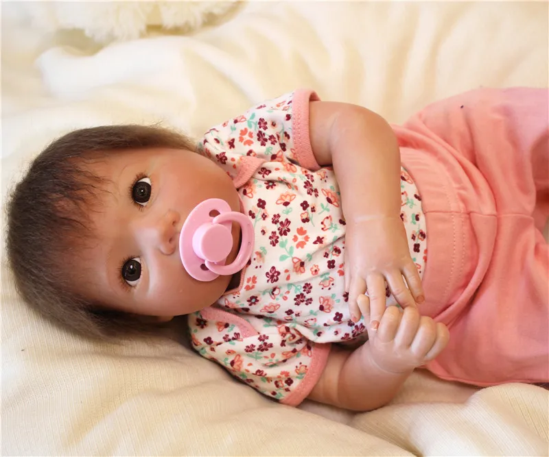 Bebe girl reborn realista 48cm silicone Reborn Baby Dolls kids Playmate Gift For Girls soft cotton body boneca reborn
Bebe girl reborn realista 48cm silicone Reborn Baby Dolls kids Playmate Gift For Girls soft cotton body boneca reborn