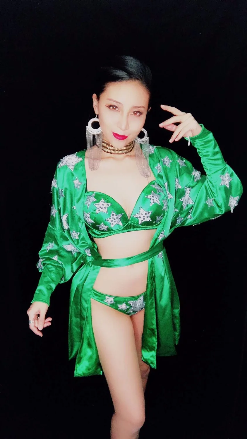 New Bar Dancer Singer DJ Costume Shiny Silver Stars Crystals Green Bikini Long Coat Dance Outfit Party Performance Clothes
New Bar Dancer Singer DJ Costume Shiny Silver Stars Crystals Green Bikini Long Coat Dance Outfit Party Performance Clothes