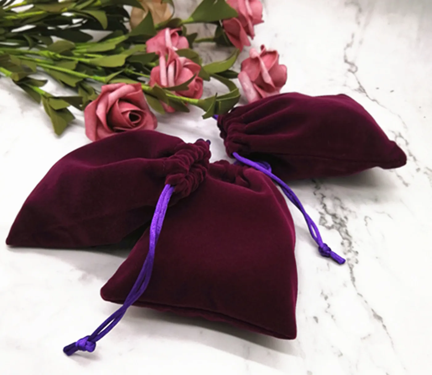 Purple Velvet Bag Sack 7x9cm 9x12cm 10x15cm Ring Bracelet Necklace Pendant Jewelry Packaging Pouch
Purple Velvet Bag Sack 7x9cm 9x12cm 10x15cm Ring Bracelet Necklace Pendant Jewelry Packaging Pouch